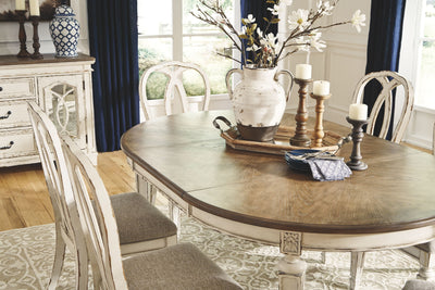 Realyn - Chipped White - Oval Dining Room Ext Table.