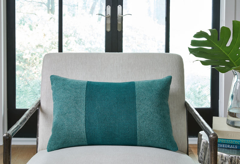 Dovinton - Pillow