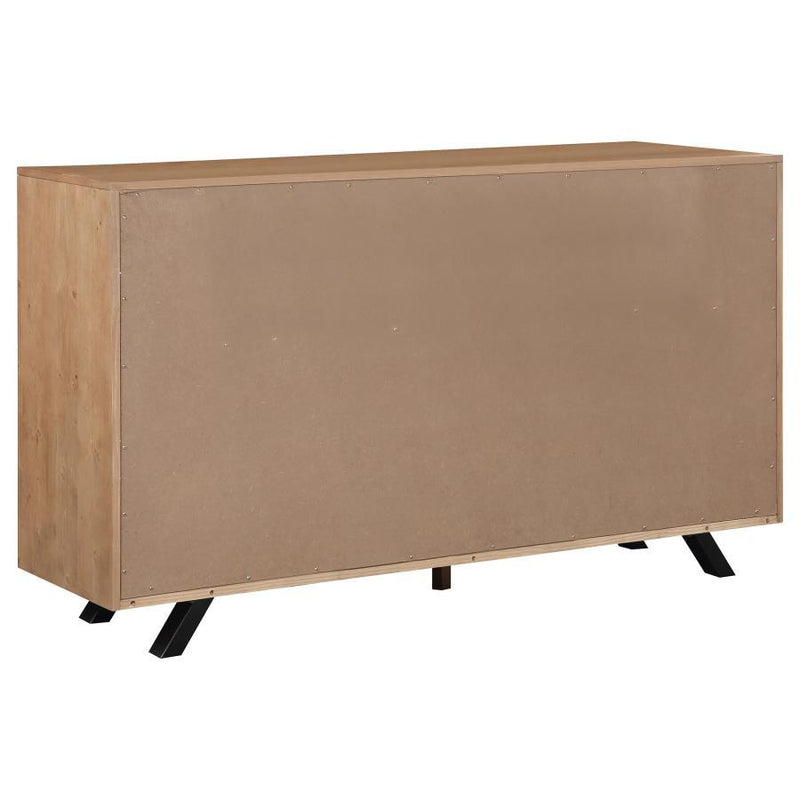 Taylor - 7-Drawer Rectangular Dresser - Light Honey Brown.