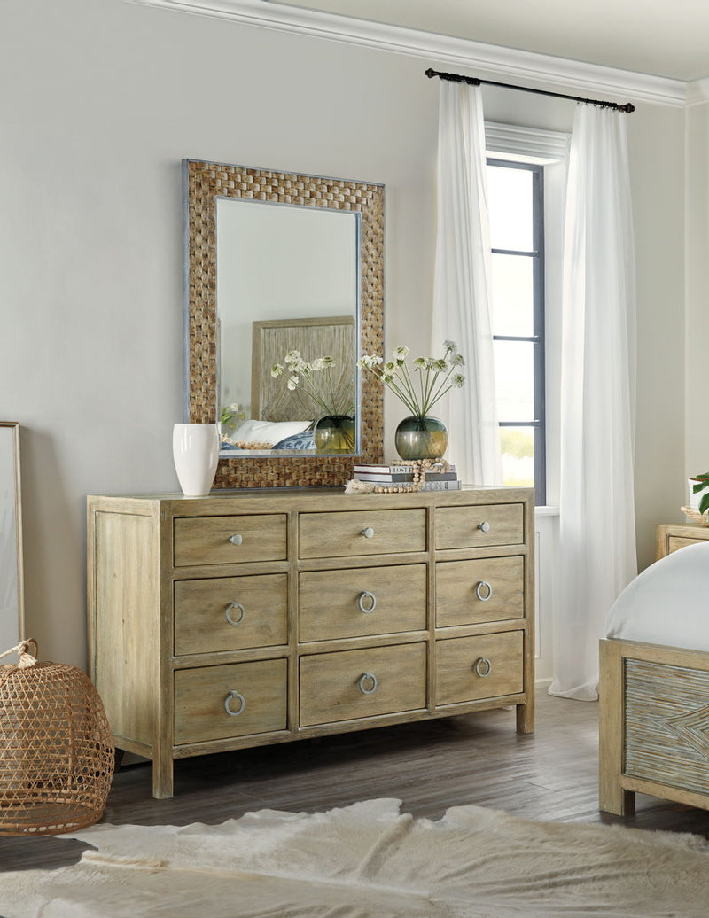 Surfrider - 9-Drawer Dresser.