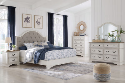 Brollyn - Upholstered Panel Bed