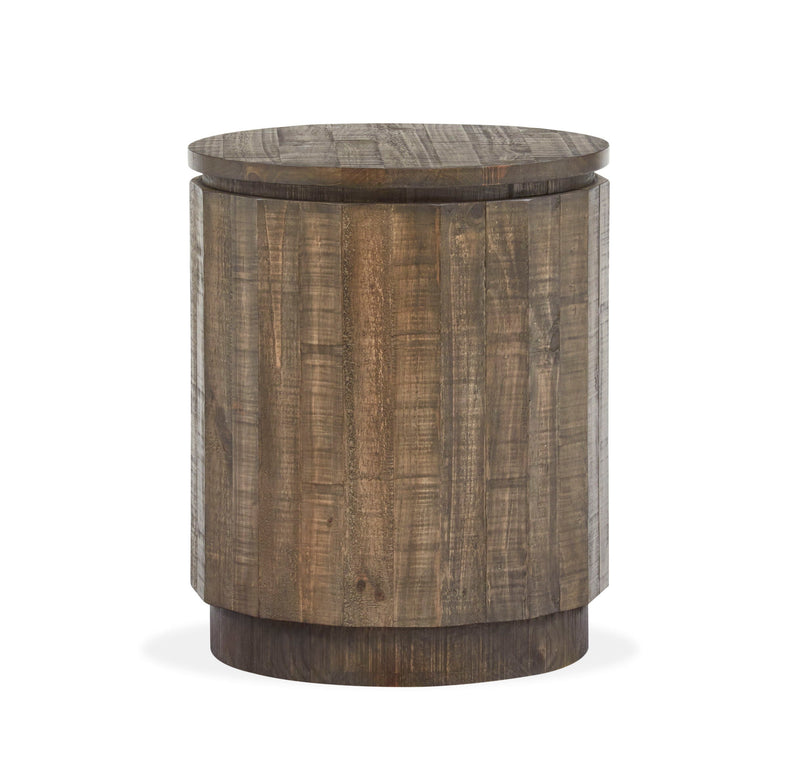 Baisden - Round Accent End Table - Tobacco