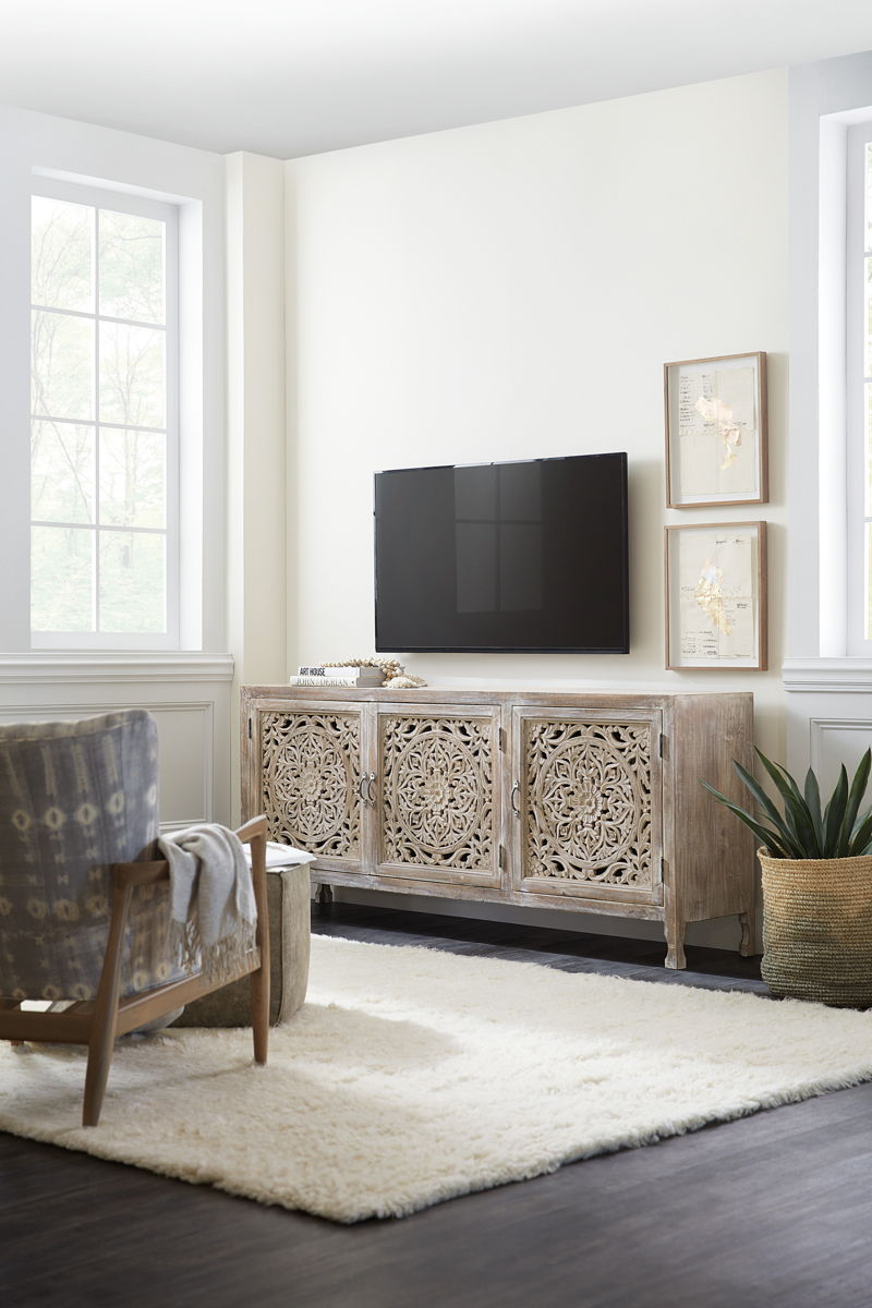 Entertainment Console 80".
