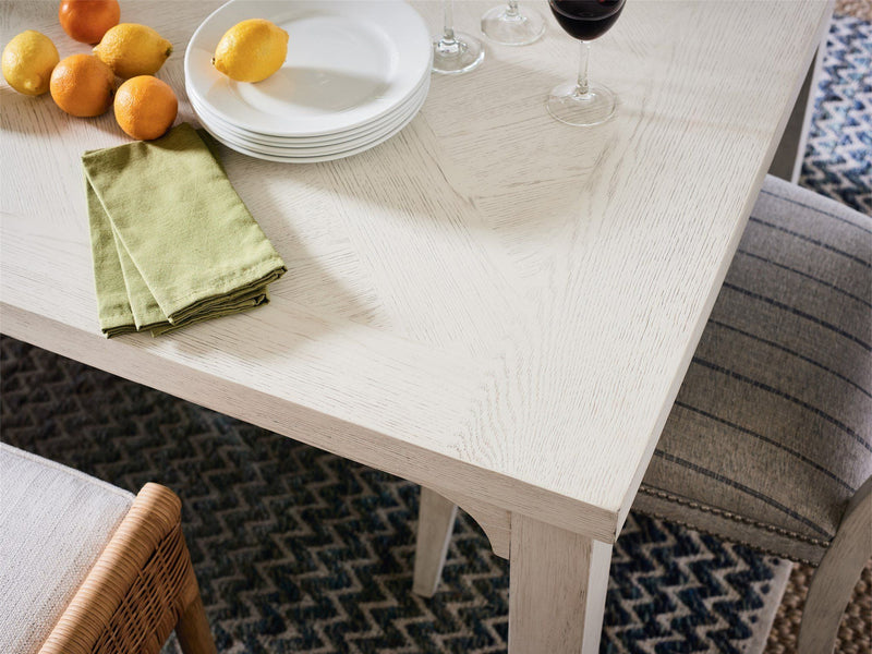 Escape - Homecoming Dining Table - Pearl Silver.