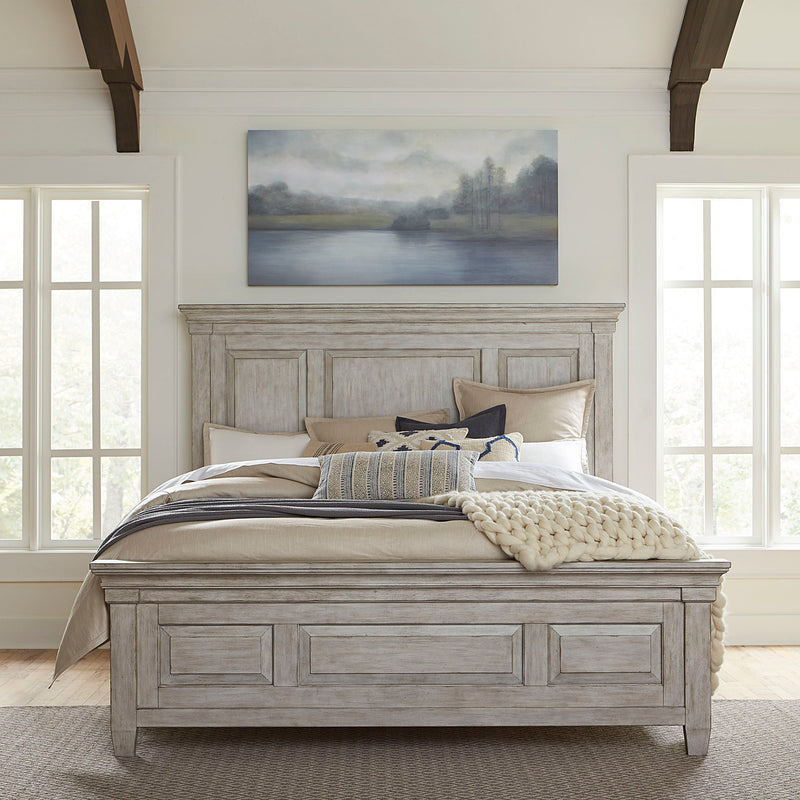 Heartland - 4 Piece Bedroom Set (California King Panel Bed, Dresser & Mirror, Chest) - White