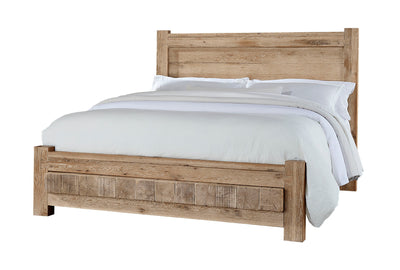 Dovetail - King Poster Bed With 6 X 6 Footboard - Sun Bleached White.