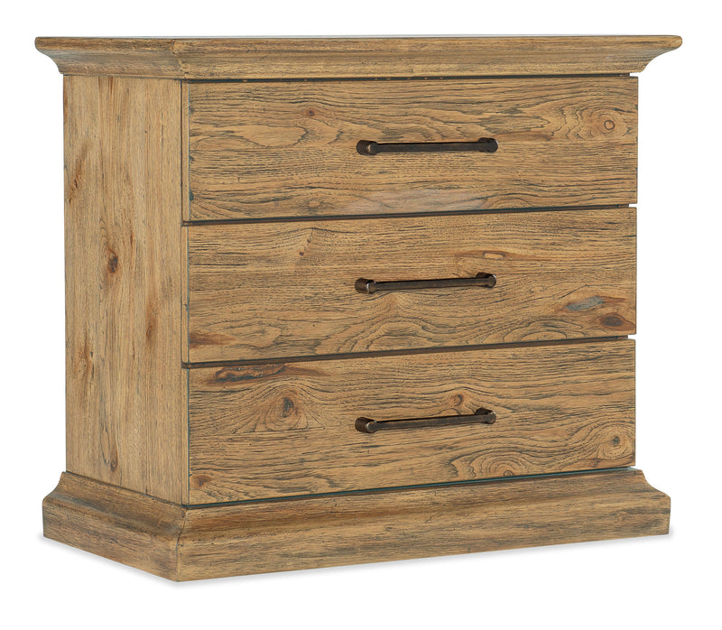 Big Sky - 3-Drawer Nightstand.