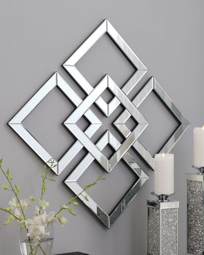 Quinnley - Metallic - Accent Mirror.