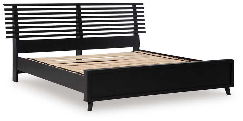 Danziar - Black - King Slat Panel Bed