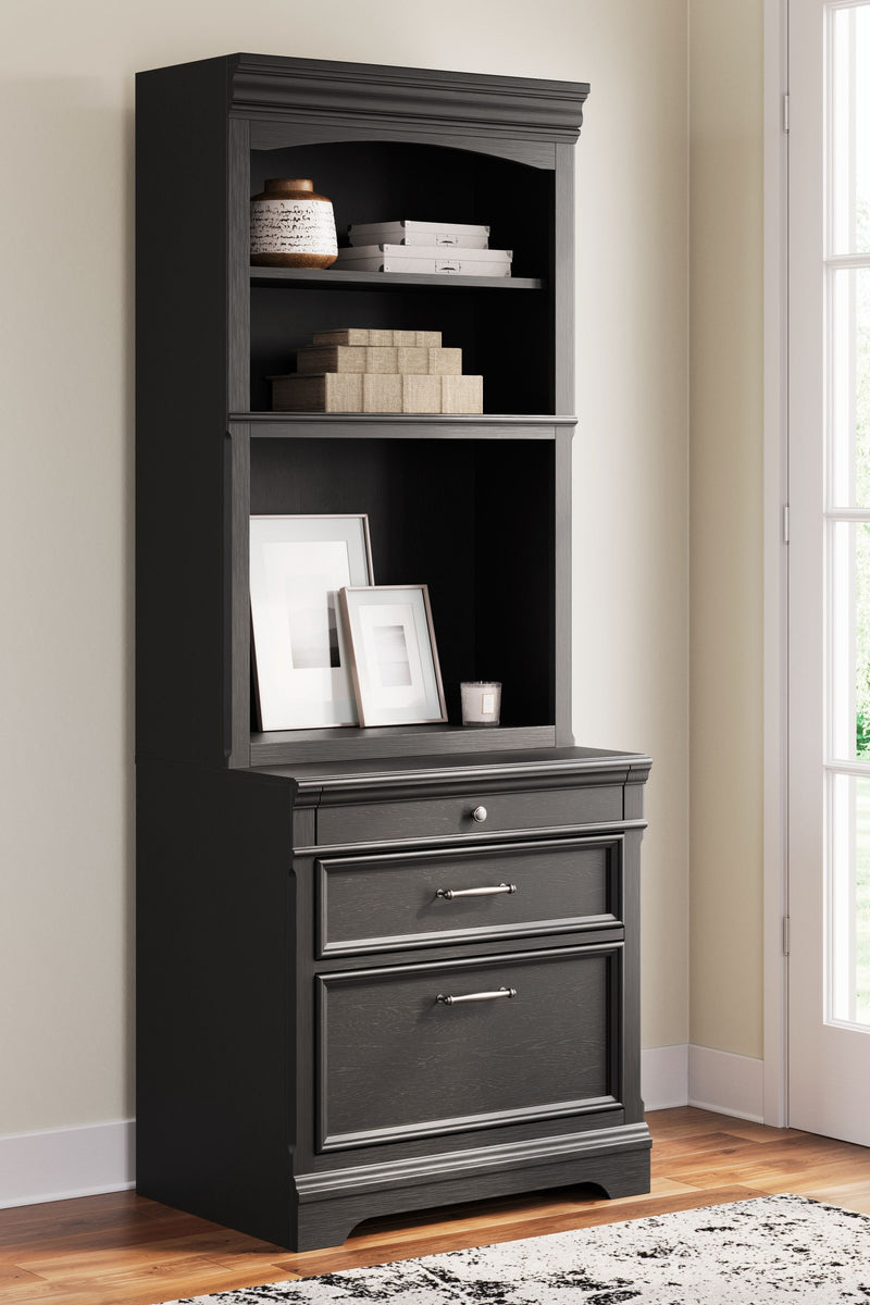 Beckincreek - Black - Bookcase.