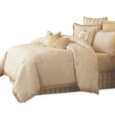 Carlton - Comforter Set.