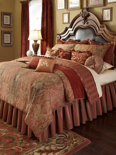 Woodside Park - Comforter Set.