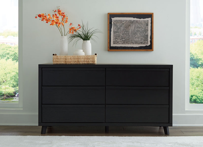 Danziar - Black - Six Drawer Dresser.