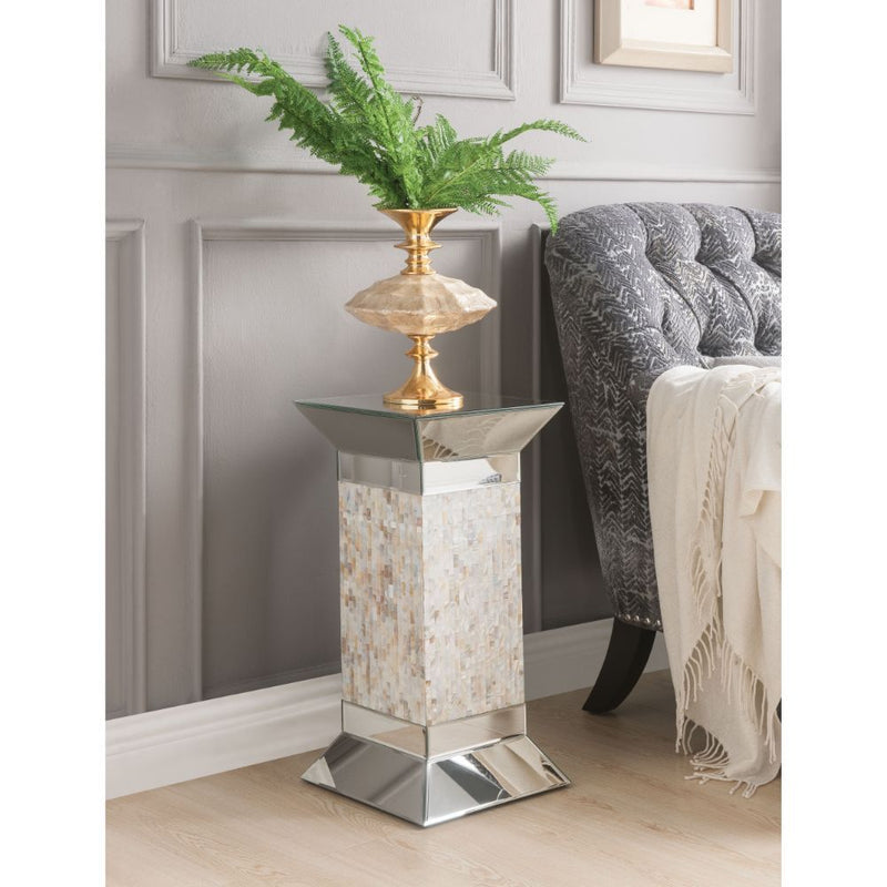 Huey - Pedestal Stand - Mirrored - Grand Furniture GA