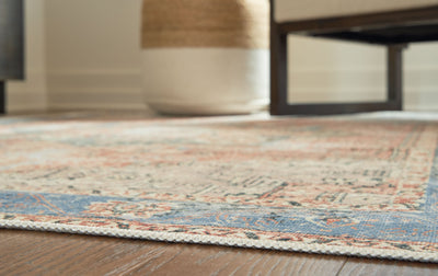 Hartton - Multi - Medium Rug.