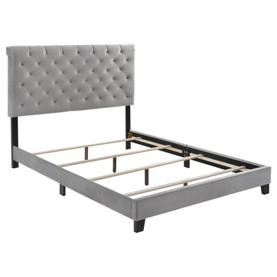 Warner - Upholstered Bed.