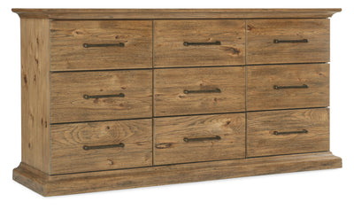 Big Sky - 9-Drawer Dresser.