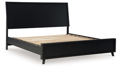 Danziar - Black - King Panel Bed