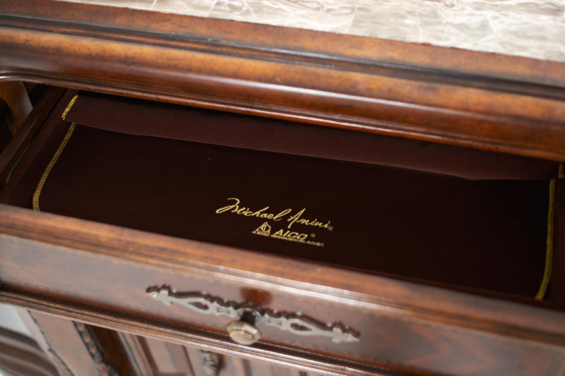 Windsor Court - Sideboard, Mirror.