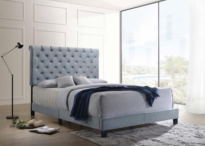 Warner - Upholstered Bed.