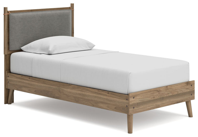 Aprilyn - Panel Bed