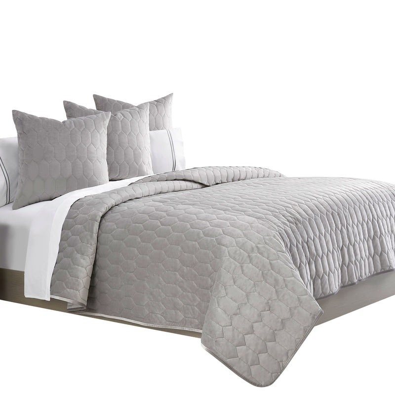 Affluent - Quilt Set - Comforters & Sets - Grand Furniture GA