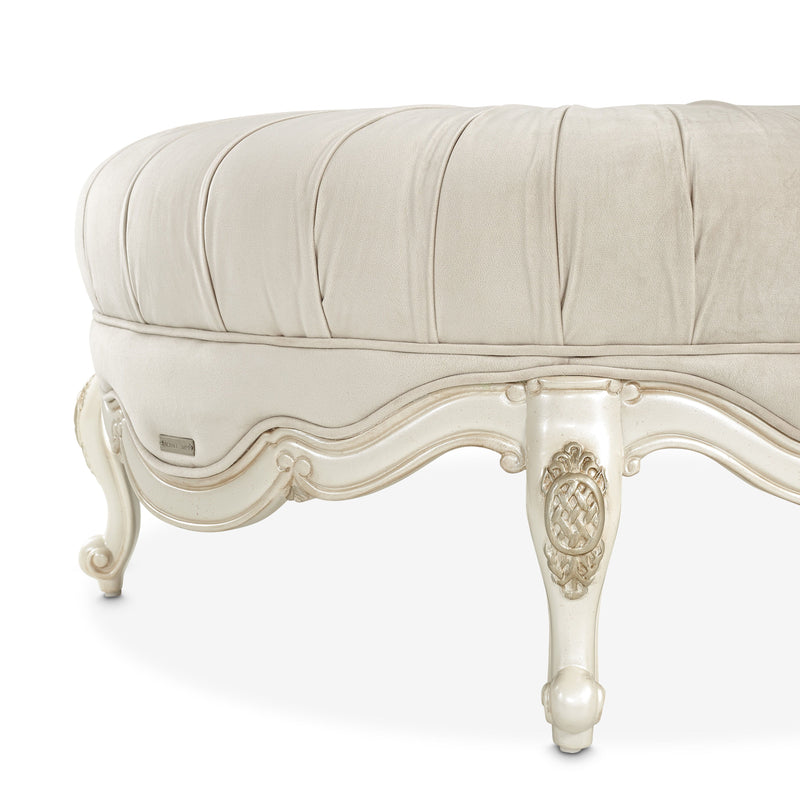 Lavelle Classic Pearl - Round Cocktail Ottoman - Ivory