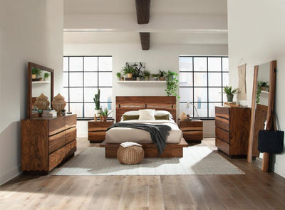 Winslow - Panel Bedroom Set.