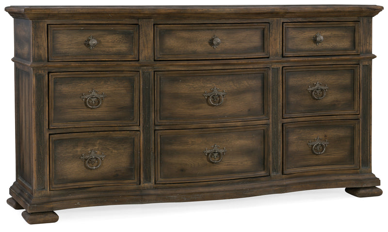 Hill Country - Williamson 9-Drawer Dresser.