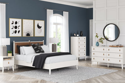 Aprilyn - Panel Bed