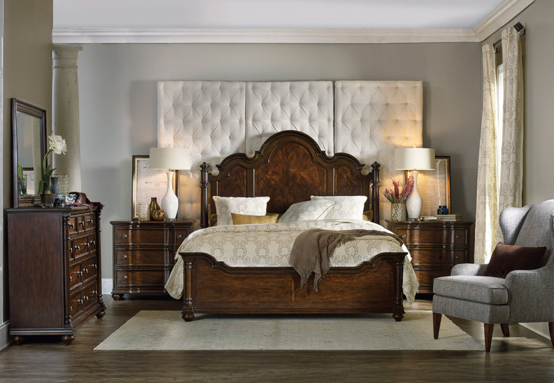 Leesburg - Poster Bed