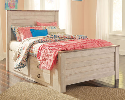 Willowton - Panel Bed.