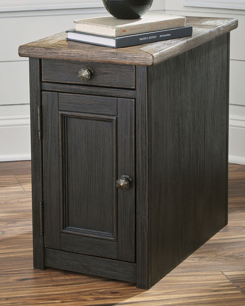 Tyler - Grayish Brown / Black - Chair Side End Table.