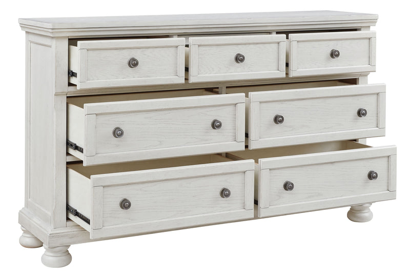 Robbinsdale - Panel Storage Bedroom Set