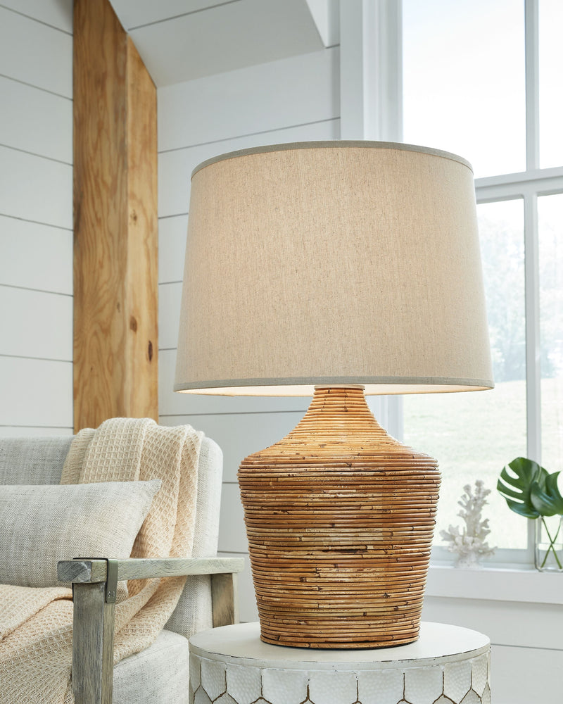 Kerrus - Brown - Rattan Table Lamp