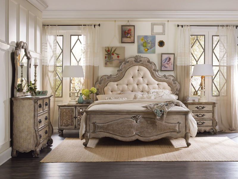 Chatelet - Upholstered Bed.