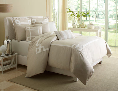Avenue A - Comforter Set.