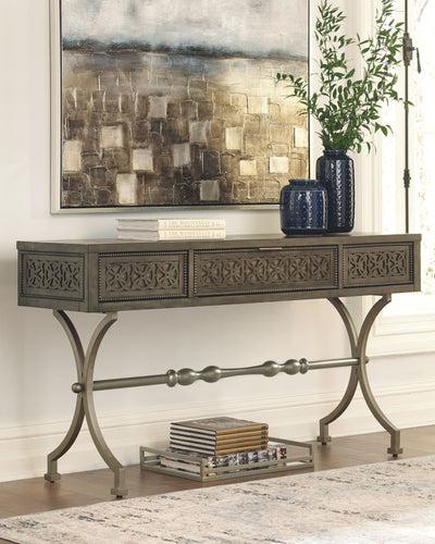 Quinnland - Antique Black - Console Sofa Table.