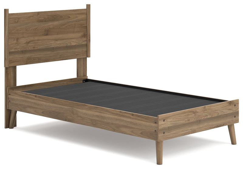 Aprilyn - Panel Bed