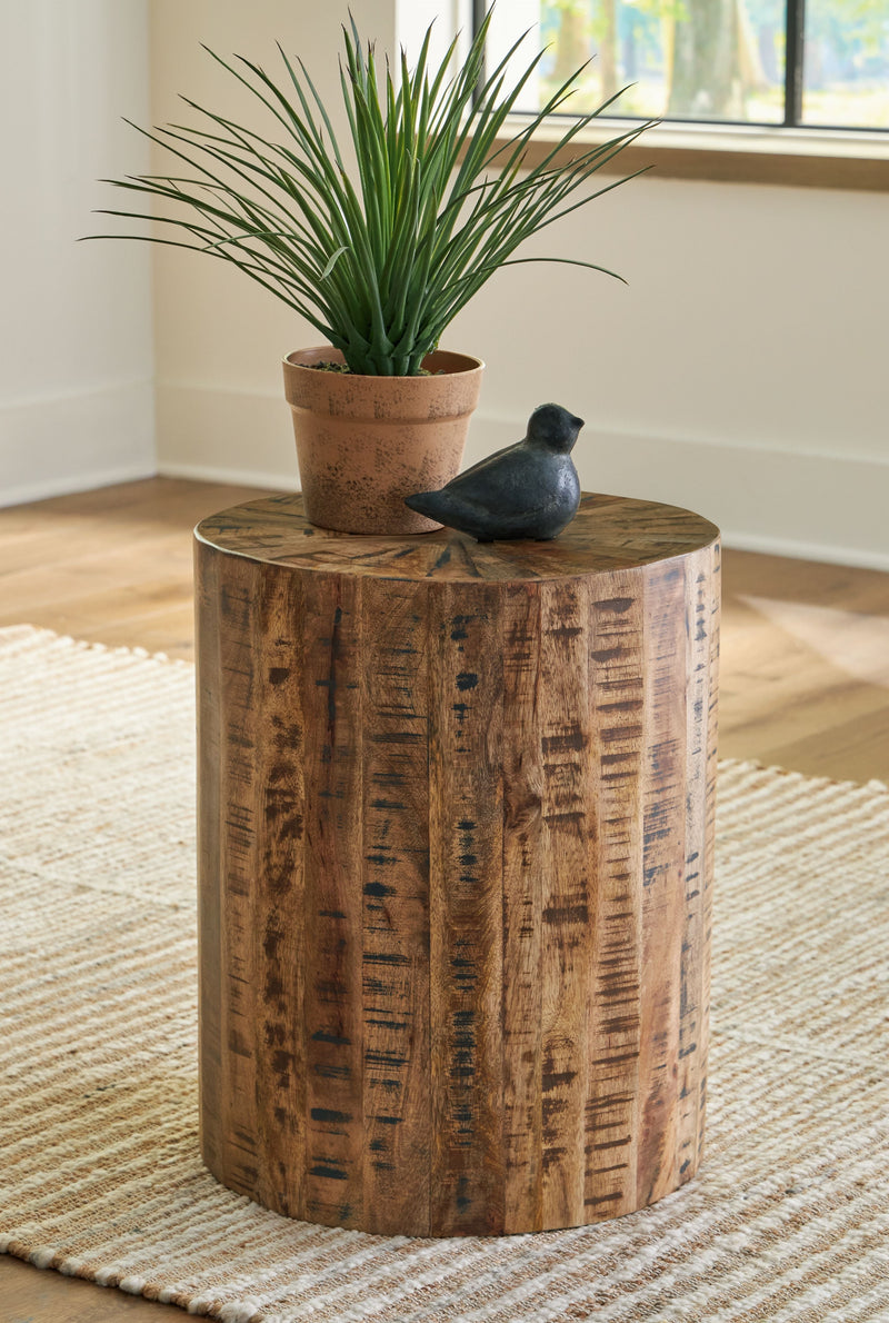 Reymore - Brown - Accent Table.
