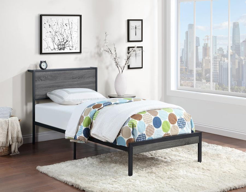 Ricky - Platform Bed